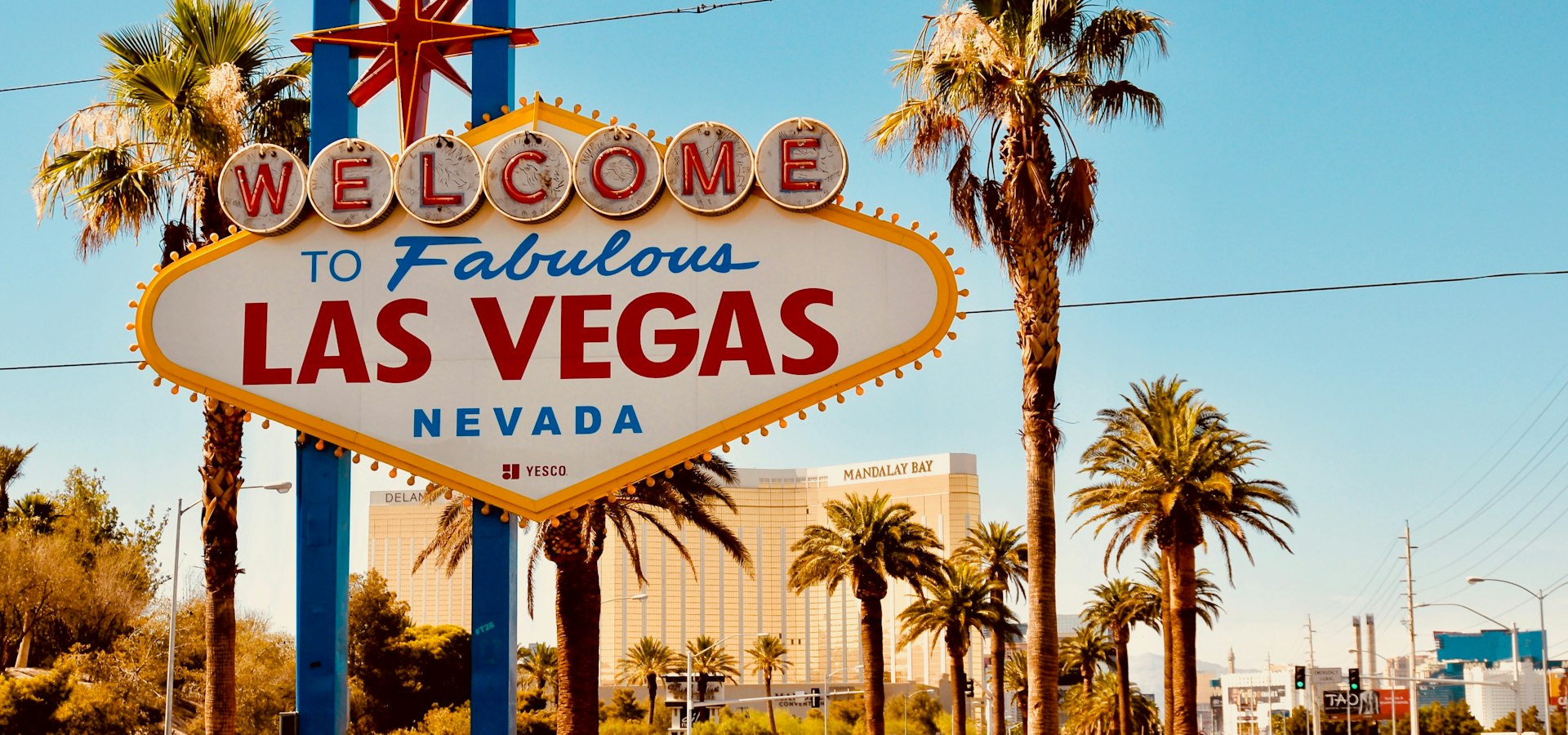 Welcome to Fabulous Las Vegas sign on the Strip